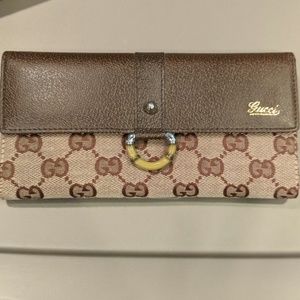 Gucci wallet